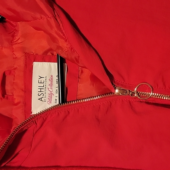 Cropped Jacket - Picture 3 of 6